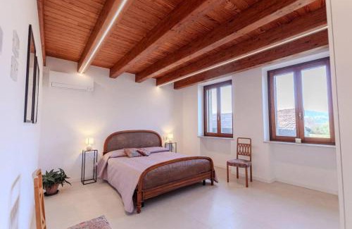 Desenzano del Garda Apartment | Pet-Friendly Vallio Green Retreat: A Family Getaway Awaits