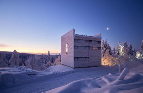 Saariselka Villa | Serene VALO Ice Cube Villas: Family-Friendly Oasis with Hot Tub