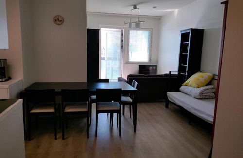Etela-Kaarela Apartment | Bright and Cozy Apartment - Guest Rated 9/10, Pet Friendly