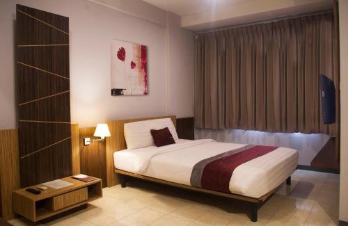 Baros Hotel | Budget-Friendly Stay at Valore Hotel with Breakfast Included