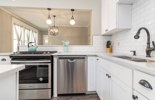 Valparaiso Apartment | ValpoVilla: Location, location, location!