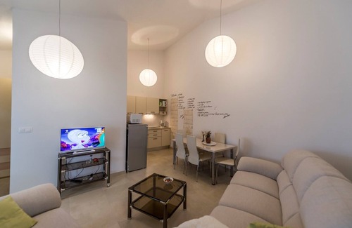 Tar-Vabriga Apartment | Perfect Stay at Valtrazza with Pool & Family-Friendly Amenities