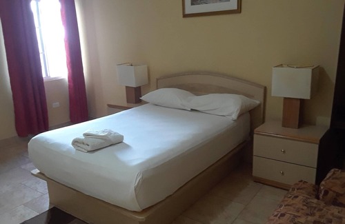 Northern Estates Hotel | Value-Driven Stay with Pool and Ocean View Amenities