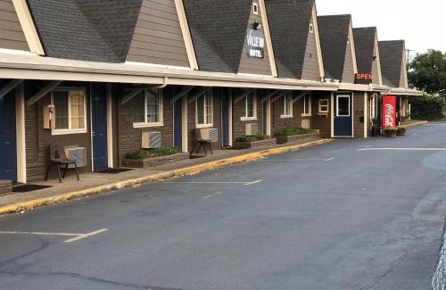 Bethel-Danebo Hotel | Budget-Friendly Value Inn Motel near Eugene Airport