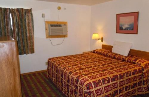 Fallon Hotel | Budget-Friendly Value Inn: Pet and Child Friendly Stay