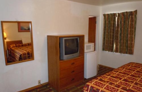 Fallon Hotel | Budget-Friendly Value Inn: Pet and Child Friendly Stay