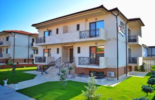 Vama Veche House | Guest Rated 10/10 at Valurile Mării Vama - Veche Hotel