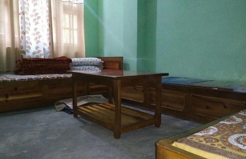 Namchi House | Budget-Friendly Vamoose Himalayan Viewpoint with Breakfast