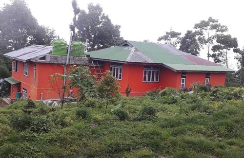Rishop House | Budget-Friendly Vamoose Lungchok Nature View with Breakfast