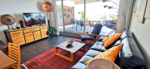 Carboneras House | Experience Beachfront Bliss at ¡VAMOS A LA PLAYA!