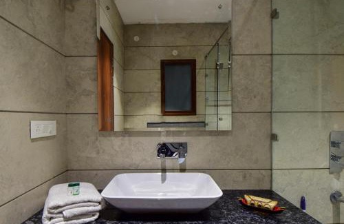 Sunam Hotel | Discover Vampi Lodge & Cafe: Family-Friendly 4-Star Retreat