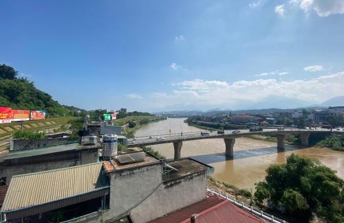 Lao Cai Hotel | Budget-Friendly Van Anh Motel: Pet Friendly & Breakfast Included
