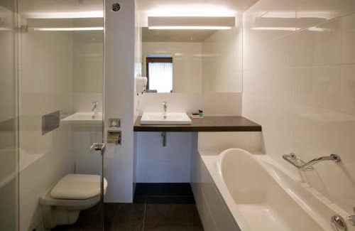 Urmond Hotel | Discover Van der Valk Hotel Stein Urmond: Family-Friendly Stay