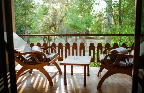 Hua Hin Resort | Discover Vana Varin Resort: Pet-Friendly Escape with Pool