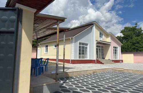 Gabala Apartment | Vandam Moonlight Villa: Relaxing Retreat with Pool & Pets