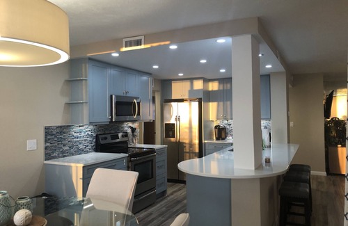 Vanderbilt Beach Condo | Vanderbilt Beach: Gorgeous Ocean View Condo with Pool