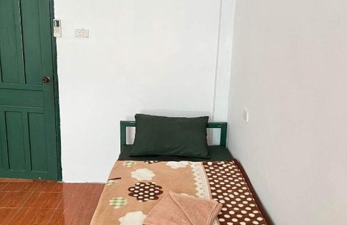 Vang Vieng Hotel | Discover Vang Vieng Friendly House - Pet-Friendly & Cozy Stay