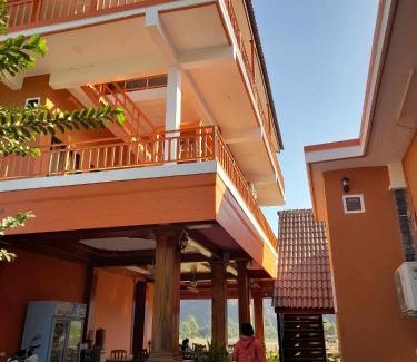 Vang Vieng House | DD Guest House: Highly Rated Stay with Pet-Friendly Perks