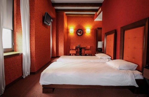 Srodmiescie Hotel | Delightful Vanilla Hotel: Top Rated with Family-Friendly Amenities