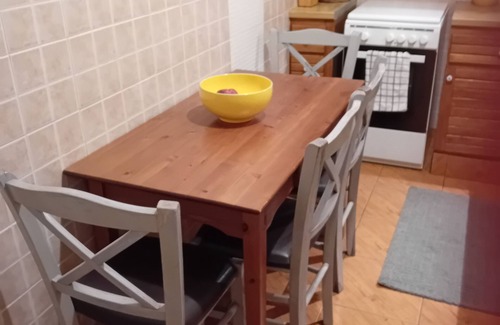 Ilisia Apartment | Cozy Vanna's Place with Ocean View, Near Hilton Attractions
