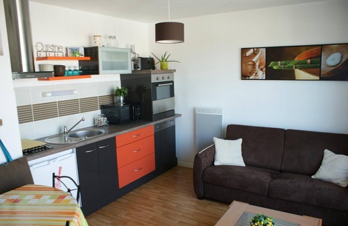 Vannes Apartment | Vannes Apartment with Terrace, Ocean View & High Ratings