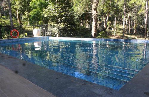 Chittur Hotel | Discover VANYA by Citrine: Pool, Restaurant & Breakfast
