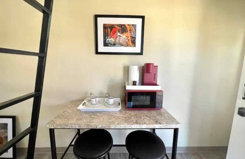 Marfa Cabin | Experience Vaquero Vibes: Entire Complex with Pet-Friendly Amenities