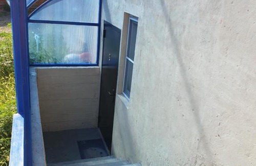 Rostov-on-Don Apartment | Pet-Friendly Varaksa Apart Hotel with Pool & Kitchen Access