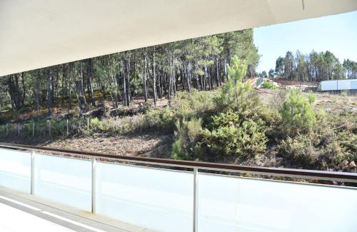 Ponte de Lima Apartment | Family-Friendly Getaway at Varanda do Golfe - Rated 9/10