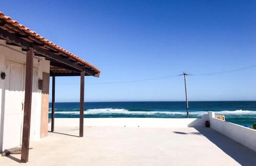 Arraial do Cabo Apartment | Serene Oceanfront Retreat at Varanda Grega - Pet Friendly