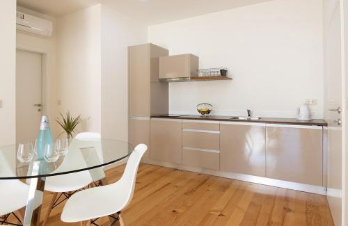 Arcos de Valdevez Apartment | Cozy Oceanfront Apartments at Varandas de S. Jorge