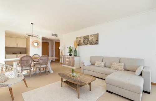 Sesmarias Resort | Oceanfront Retreat at Varandas do Castelo by Garvetur