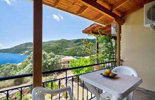 Mikros Gialos Apartment | Inviting Vardia Studio A with Oceanfront Views