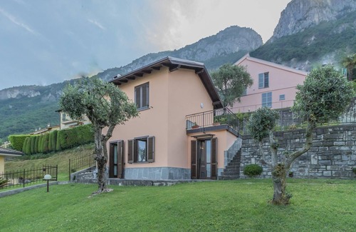Fiumelatte House | Discover Varenna La Bomboniera: Family-Friendly Retreat