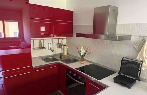 Varenna Apartment | Varenna on foot (no cab needed)