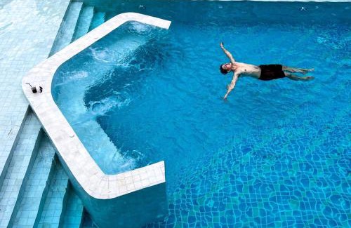 Khuan Khanun House | Exceptional Varni Homestay with Oceanfront Pool Access