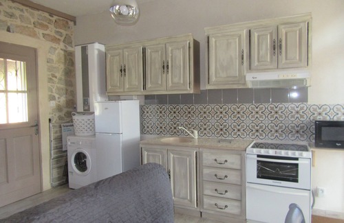 Sollies Pont Other | VAROISE COUNTRYSIDE-IN THE GAPEAU VALLEY-COMFORTABLE 2-PERSON COUNTRY COTTAGE