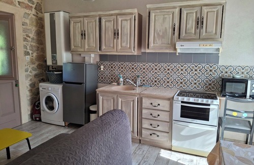 Sollies Pont Other | VAROISE COUNTRYSIDE-IN THE GAPEAU VALLEY-COMFORTABLE 2-PERSON COUNTRY COTTAGE