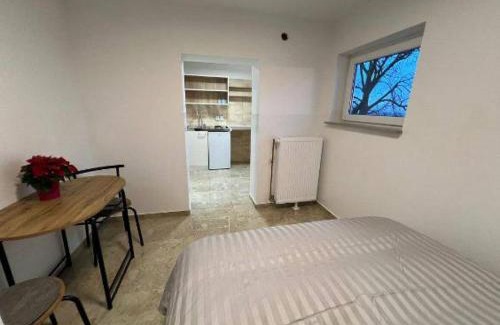 Kalnik House | Discover Varović: Pet-Friendly Retreat with Breakfast & Hot Tub
