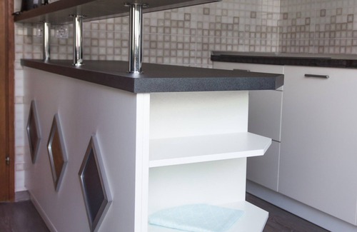 Varpolje Apartment | Varpolje Two Bedroom Apt. with BBQ picnic spot