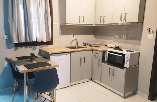 South Pelion Apartment | Cozy Vasileiou Studio Apartment for Family Getaways