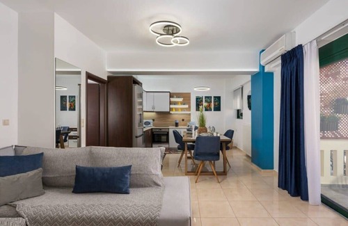 Makrys Tichos Apartment | Vasilikis Apartments | Family-Friendly Retreat with Kitchen