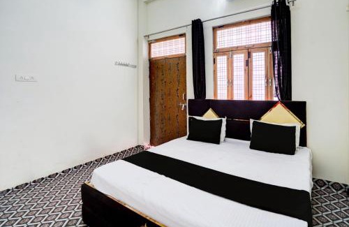 Pukhrayan Hotel | Vasundhara Garden