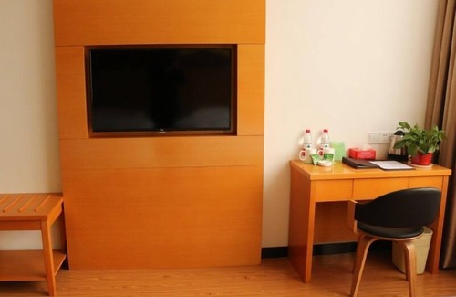Nanling County Hotel | Family-Friendly Stay at Vatica Wuhu Nanling Wannan Shangcheng