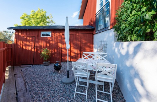 Vaxholm House | Vaxholm Harbour Bed: Family-Friendly with Breakfast Included