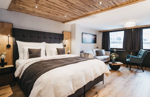 Nauders Hotel | Experience VAYA Nauders: 4-Star Perfection with Spa & Pool