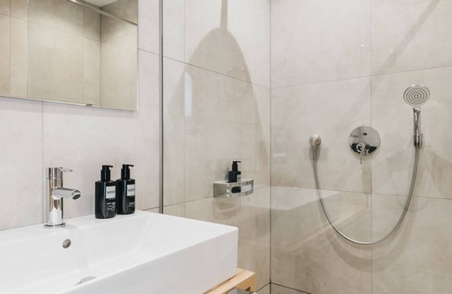 Nauders Hotel | Experience VAYA Nauders: 4-Star Perfection with Spa & Pool