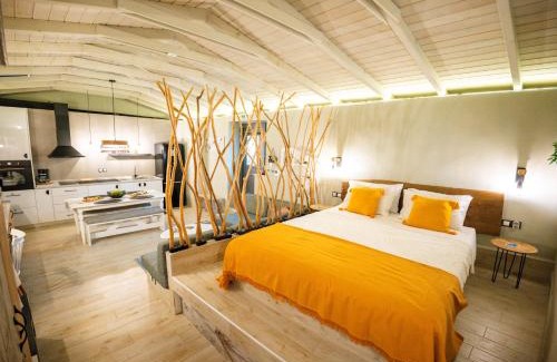 Trikala Apartment | Vaya's Cottage: Family-Friendly Retreat Near Trikala Center