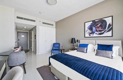 Dubai Apartment | VayK - Cozy Hotel-Style Studio in Damac Hills