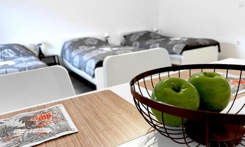 Solingen Apartment | VAZ Apartments SG01-02: Ideal for Workers, Close to Center